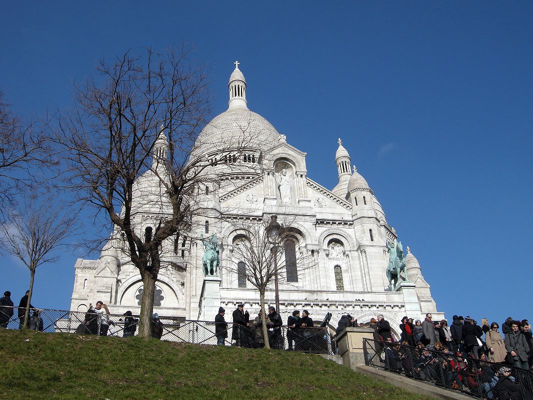 Paris Basilica of the Sacre Coeur 05 Almost There 